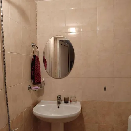 Cozy Little Flat In شقة *